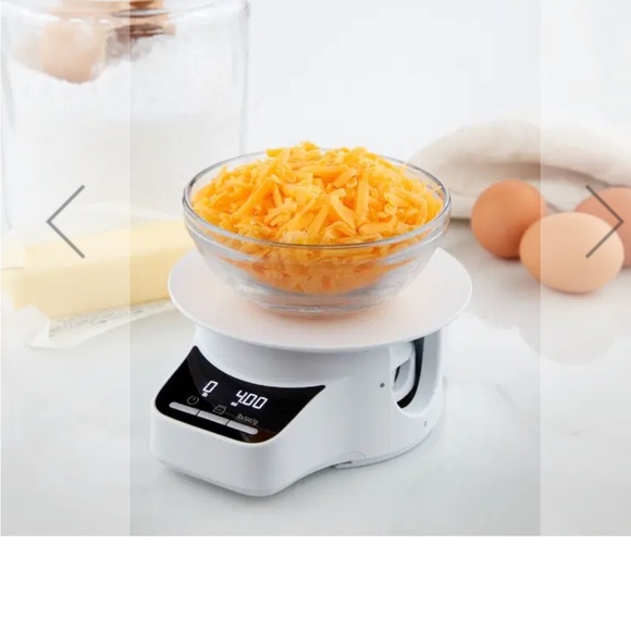 KitchenAid Stand Mixer White All-In-One Sifter and Scale Attachment - Picture 15 of 16